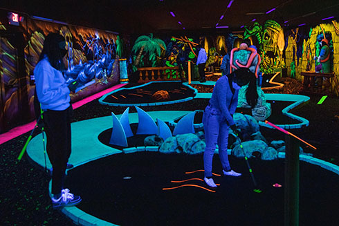 Capture-Moment-Mini-Golf.jpg